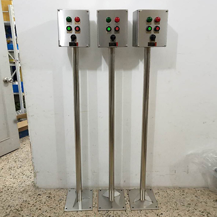 三防操作柱