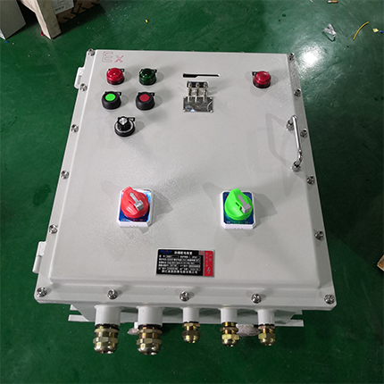 防爆防腐控制箱，煉化廠用防爆配電箱，管廊防爆PLC控制箱，風(fēng)機(jī)防爆控制箱，乙烷防爆配電箱，現(xiàn)場(chǎng)防爆儀表控制箱
