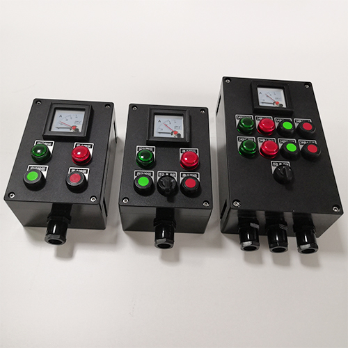 防腐控制箱，防爆防腐操作柱，現(xiàn)場防腐控制箱，油罐區(qū)防爆防腐配電箱，三防照明配電箱，防爆防腐按鈕開關(guān)箱