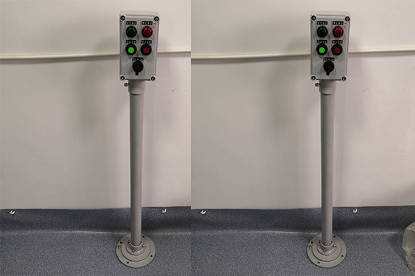 防爆操作柱立式，現(xiàn)場就地防爆操作柱立式，掛式防爆操作柱，防爆防腐立式操作柱，兩燈兩鈕帶儀表防爆操作柱，