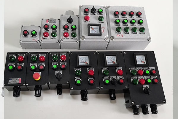 掛式防爆操作柱，立式防爆操作柱，防爆防腐操作柱，工程塑料防爆操作柱，化工現(xiàn)場防爆操作柱立式，粉塵防爆控制箱，BZC型號防爆操作柱