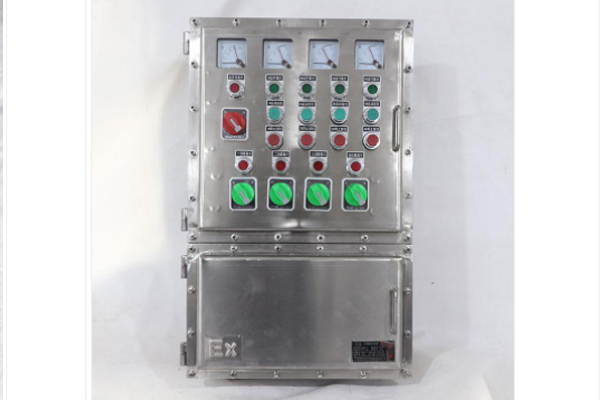 不銹鋼管廊防爆配電箱，不銹鋼管廊燃?xì)馀摲辣刂葡?，不銹鋼管廊防爆操作箱，不銹鋼防爆操作柱，不銹鋼防爆配電箱