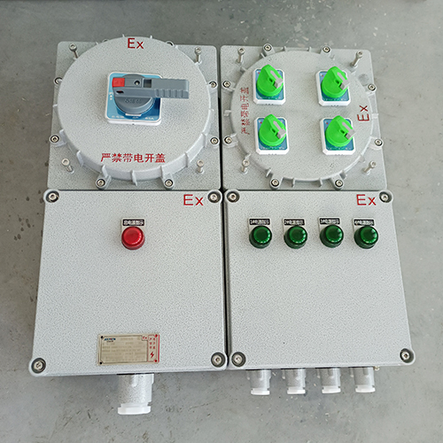化工粉塵防爆配電箱，IIC防爆控制箱，化工液化車間防爆配電箱，BXMD化工廠煉油廠防爆控制箱