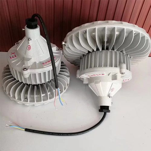 化工廠防爆LED燈，油田防爆LED投光燈，煉化廠防爆LED投光燈，現(xiàn)場(chǎng)防爆LED投光燈150W，100W，200W